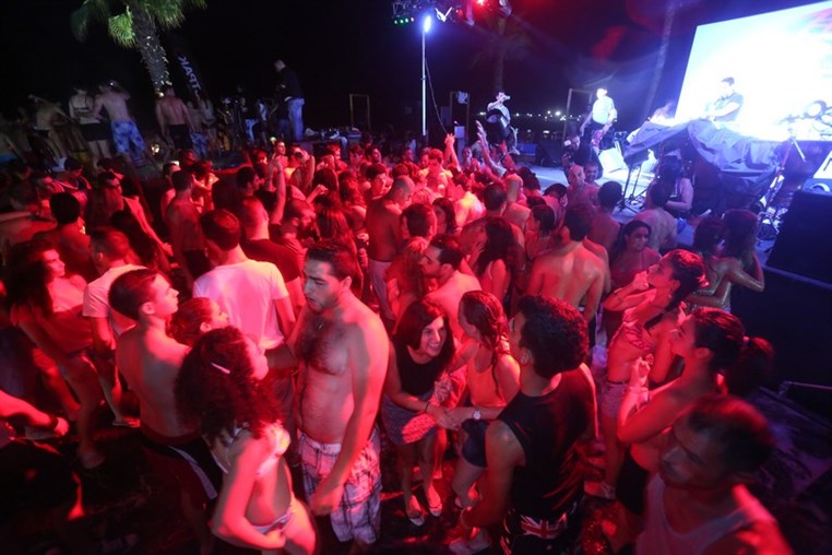 Lebanon Largest FOAM Party 3 (3)
